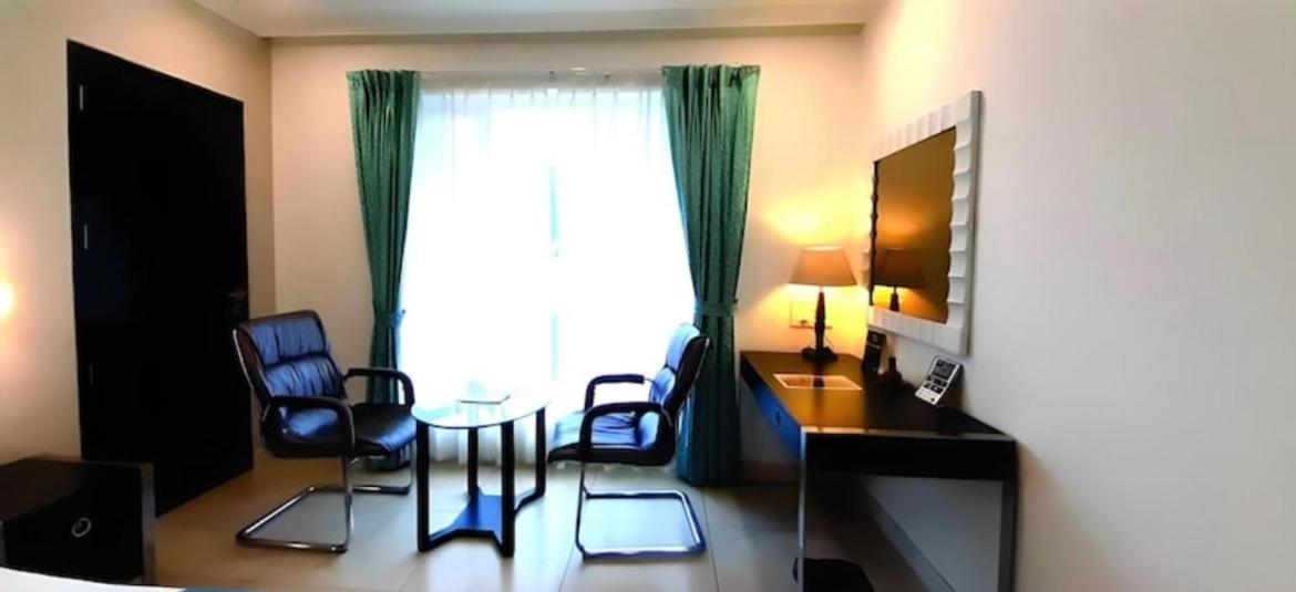 Diamond Inn-near Igi-airport-terminal-3 Hotel 4*
