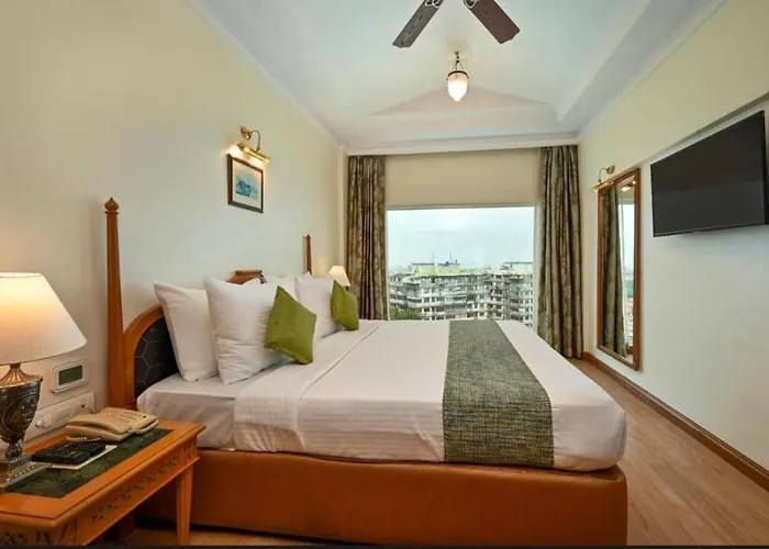 Hotel Diamond Inn-Near Igi-Airport-Terminal-3