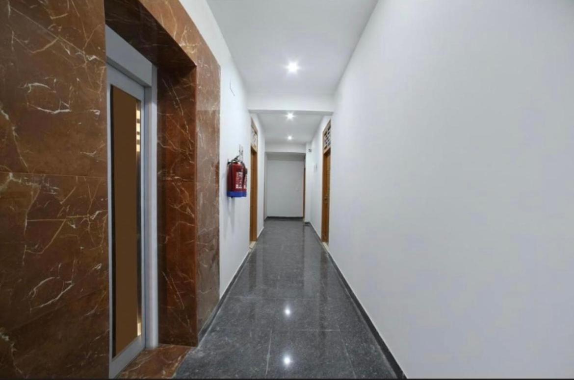 Diamond Inn-near Igi-airport-terminal-3 4* New Delhi