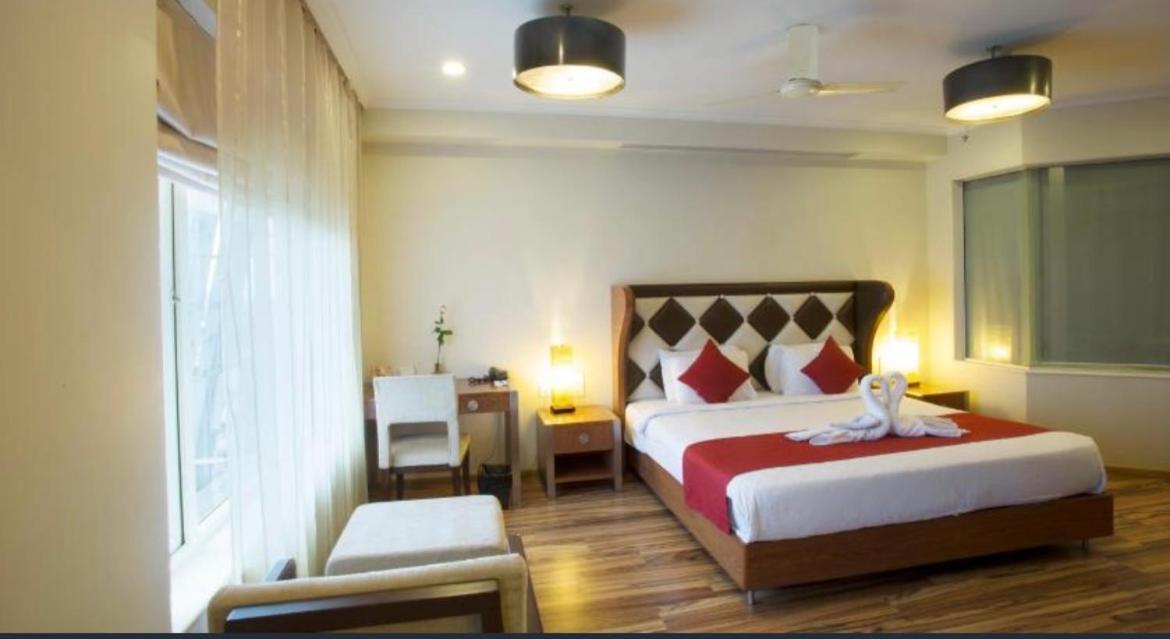 Hotel Diamond Inn-near Igi-airport-terminal-3 4*