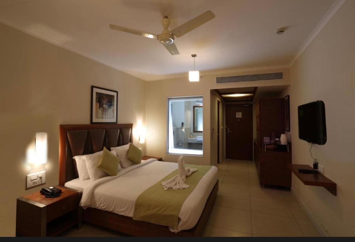 Hotel Diamond Inn-near Igi-airport-terminal-3